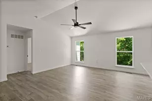 246 Noser Dr, Florissant, MO 63031 - Photo 12