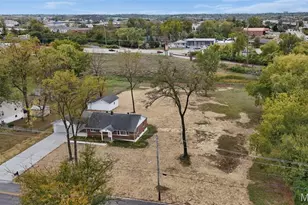 316 Harding Ave, Maryland Heights, MO 63043 - Photo 20