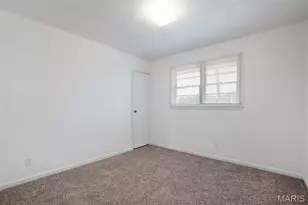 316 Harding Ave, Maryland Heights, MO 63043 - Photo 10