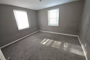 10272 Imperial Dr, Saint Louis, MO 63136 - Photo 8