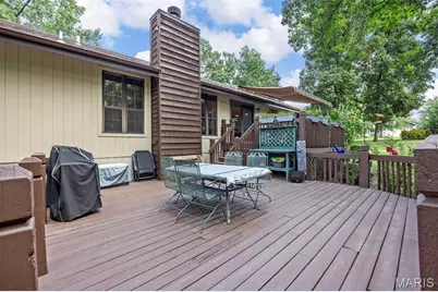 21 Ravenwood Court, Lake Saint Louis, MO 63367 - Photo 14