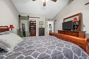 21 Ravenwood Ct, Lake Saint Louis, MO 63367 - Photo 32