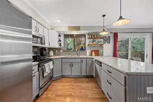 21 Ravenwood Ct, Lake Saint Louis, MO 63367 - Photo 28