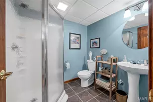 21 Ravenwood Ct, Lake Saint Louis, MO 63367 - Photo 50