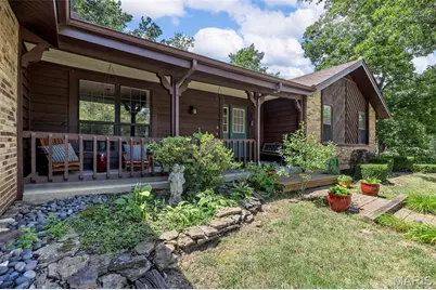 21 Ravenwood Court, Lake Saint Louis, MO 63367 - Photo 2