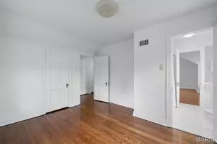 20 Ridgemoor Dr, Clayton, MO 63105 - Photo 54