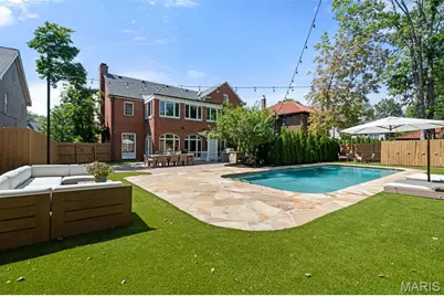 20 Ridgemoor Drive, Clayton, MO 63105 - Photo 1