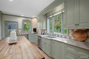 20 Ridgemoor Dr, Clayton, MO 63105 - Photo 20