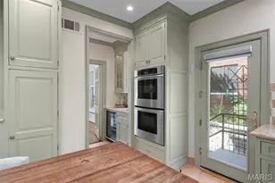 20 Ridgemoor Dr, Clayton, MO 63105 - Photo 16