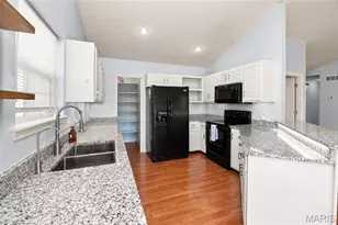 23077 Righteous Ln, Waynesville, MO 65583 - Photo 6