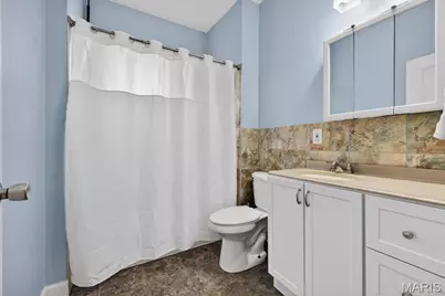 9533 Gentry Avenue, Saint Louis, MO 63125 - Photo 14