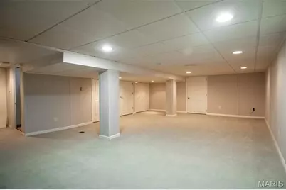 9105 Southview Lane, Saint Louis, MO 63123 - Photo 16