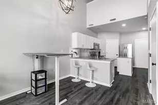 200 S Kirkwood Rd, Kirkwood, MO 63122 - Photo 16