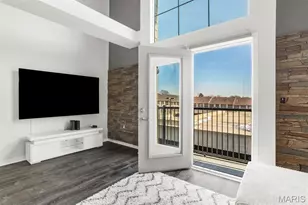 200 S Kirkwood Rd, Kirkwood, MO 63122 - Photo 32