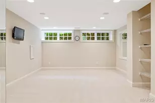 29 Muirfield Ln, Town and Country, MO 63141 - Photo 82