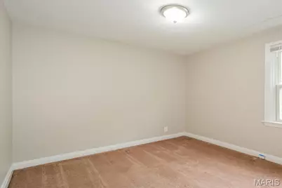 9457 Harold Drive, Saint Louis, MO 63134 - Photo 12