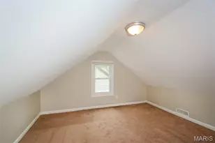 9457 Harold Dr, Saint Louis, MO 63134 - Photo 8