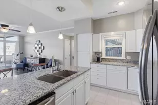 117 Evergreen Condo Dr, Sunrise Beach, MO 65079 - Photo 10