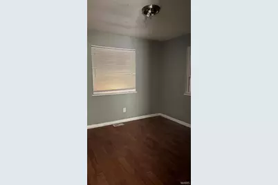 10040 Monarch Drive, Saint Louis, MO 63136 - Photo 10