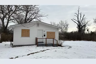 10040 Monarch Drive, Saint Louis, MO 63136 - Photo 2