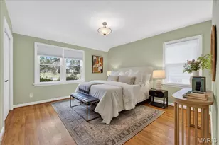 954 Rochdale Dr, Kirkwood, MO 63122 - Photo 10