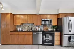 954 Rochdale Dr, Kirkwood, MO 63122 - Photo 6