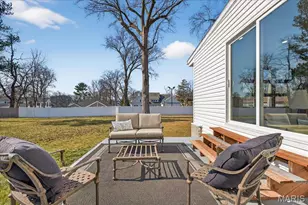 509 Parkwoods Ave, Kirkwood, MO 63122 - Photo 20