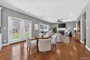 1025 Barry Ct, Kirkwood, MO 63122 - Photo 10