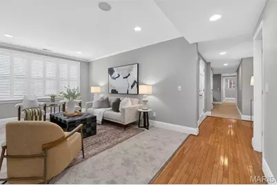 7542 Wydown Boulevard #A, Clayton, MO 63105 - Photo 10