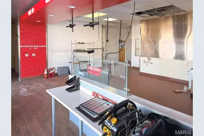 213 St. Robert Boulevard, St Robert, MO 65584 - Photo 2