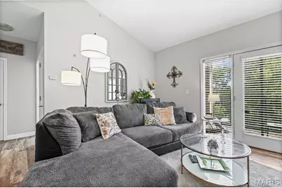 885 Forest Avenue #303, Valley Park, MO 63088 - Photo 6