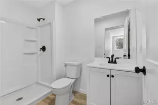 1283 Kew Gardens Dr, Florissant, MO 63031 - Photo 12