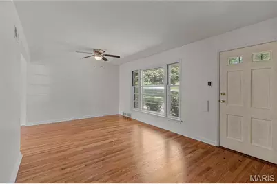 1354 Stein Road, Ferguson, MO 63135 - Photo 6