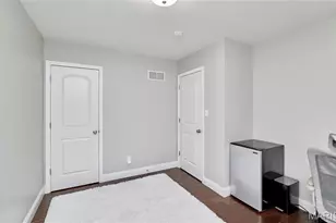 5451 Hagemann Pointe Dr, Saint Louis, MO 63128 - Photo 32