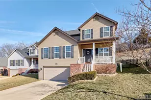 5451 Hagemann Pointe Dr, Saint Louis, MO 63128 - Photo 2