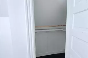 5250 Highland Ave, Saint Louis, MO 63113 - Photo 24