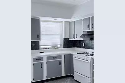 5250 Highland Avenue, Saint Louis, MO 63113 - Photo 4