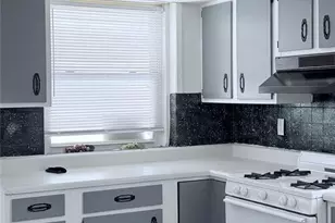 5250 Highland Ave, Saint Louis, MO 63113 - Photo 4