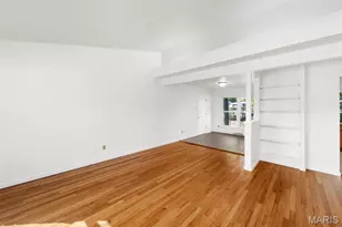 2437 Pinehurst Dr, Saint Louis, MO 63114 - Photo 10