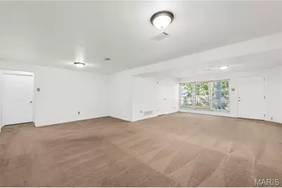 2437 Pinehurst Drive, Saint Louis, MO 63114 - Photo 26