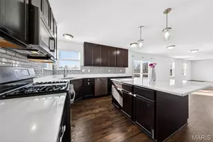 169 Hidden Bluffs Dr, Lake Saint Louis, MO 63367 - Photo 28