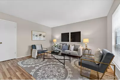 4046 Del Lago Drive, Florissant, MO 63034 - Photo 4