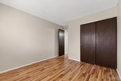 4046 Del Lago Drive, Florissant, MO 63034 - Photo 22