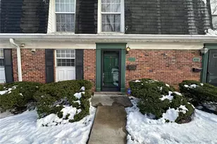 420 Chapel Ridge Dr, Hazelwood, MO 63042 - Photo 1