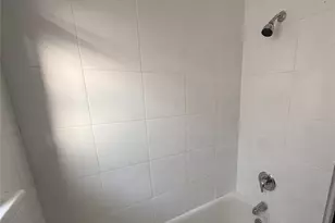 5120 Lexington Ave, Saint Louis, MO 63115 - Photo 6