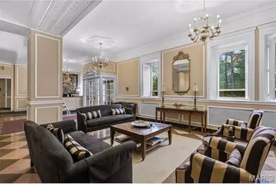 709 S Skinker Boulevard #703, Saint Louis, MO 63105 - Photo 8