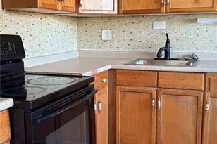 1533 Chesley Dr, Saint Louis, MO 63136 - Photo 12