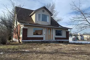 325 Iris Ct, Saint Clair, MO 63077 - Photo 1