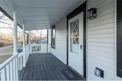 401 E Miller Street, De Soto, MO 63020 - Photo 4