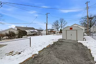 10753 St Stephen Ln, Saint Ann, MO 63074 - Photo 24